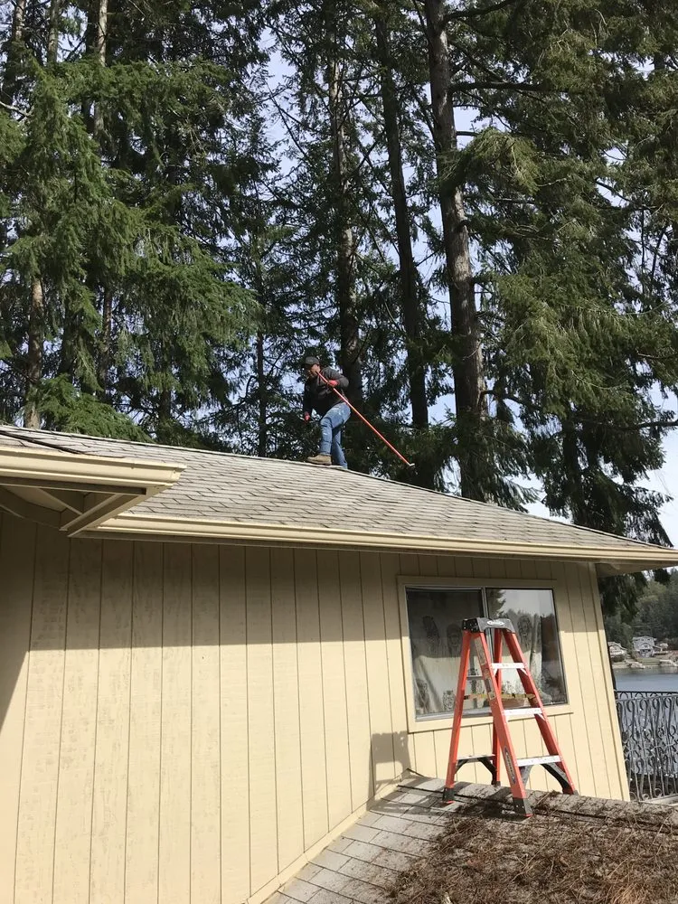 Local garden landscaping for homes in Port Orchard, WA by Beckman property cleanup