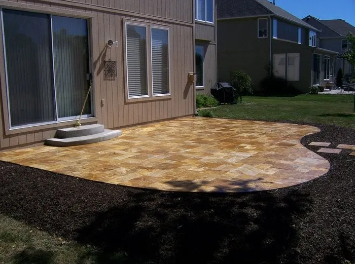 Affordable landscape design in Shawnee, KS by Becks Lawn & Landscape