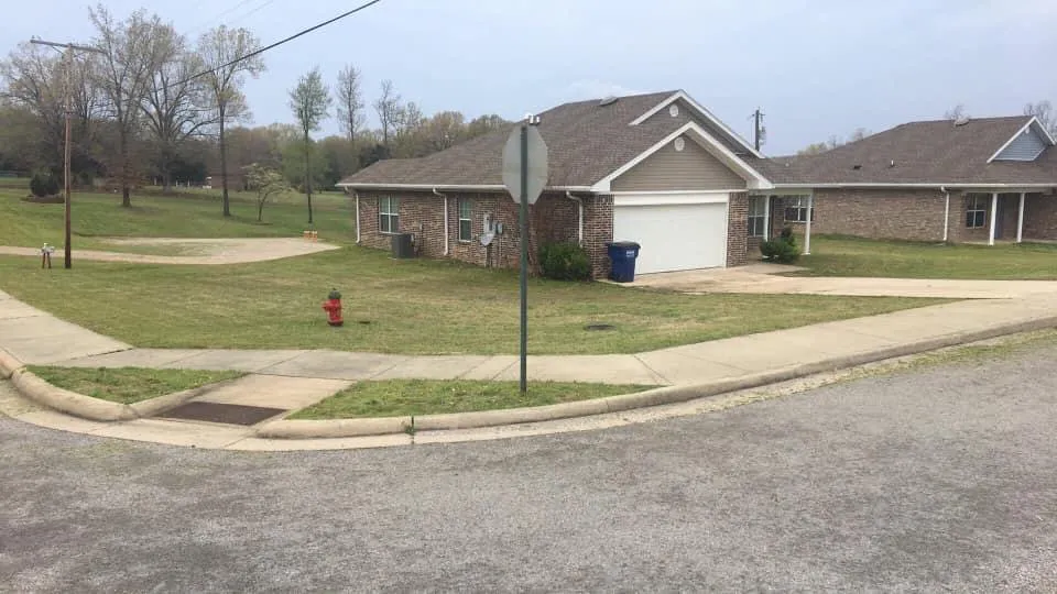 Affordable residential landscaping for beautiful yards across Yellville, AR - Becks Mowing Service