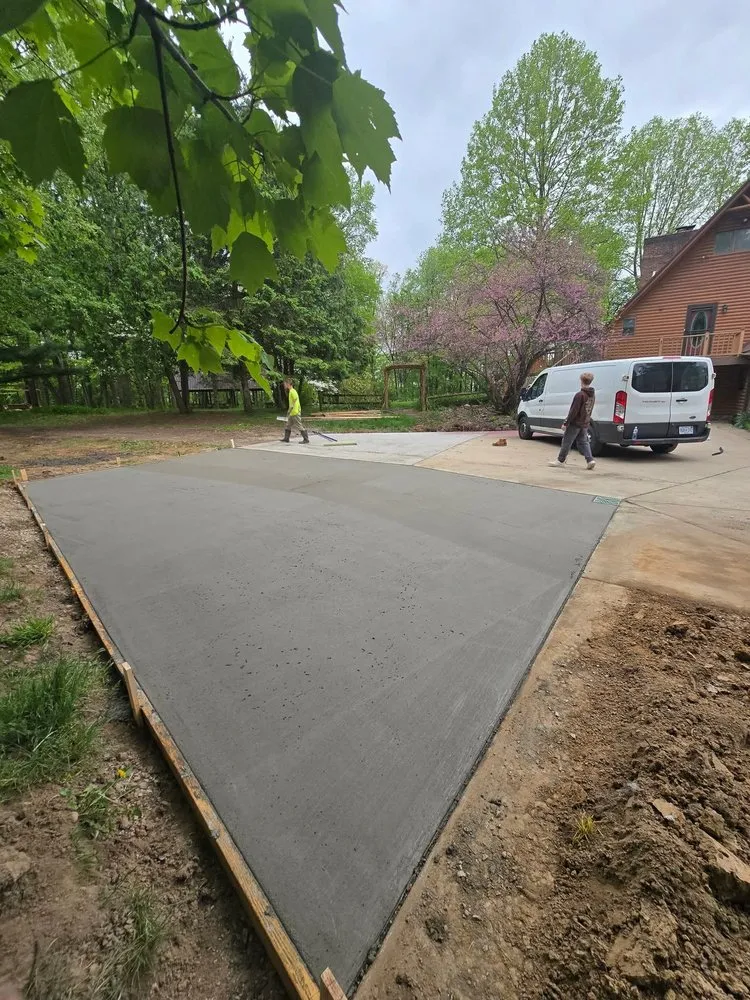 Custom lawn care service near you across Kalamazoo, MI - Becks Property Services