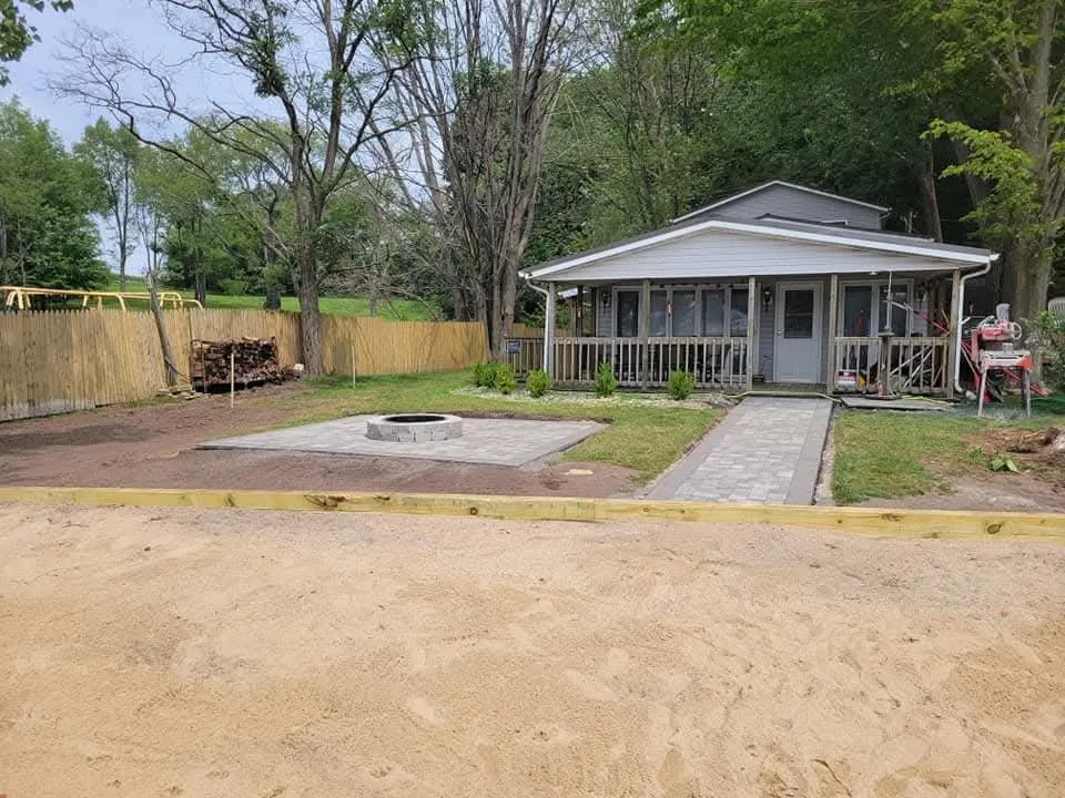 Top-rated yard cleanup service for residential properties in Kalamazoo, MI by Becks Property Services