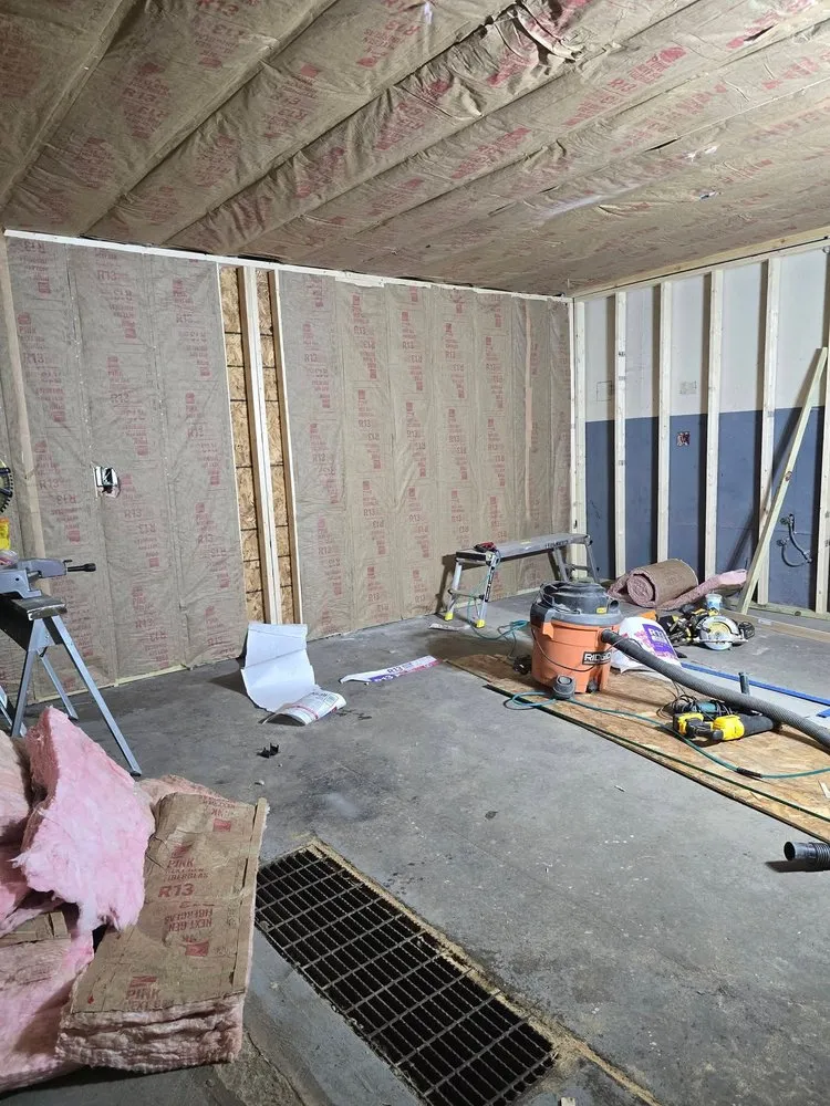 Professional lawn mowing service experts serving Kalamazoo, MI - Becks Property Services