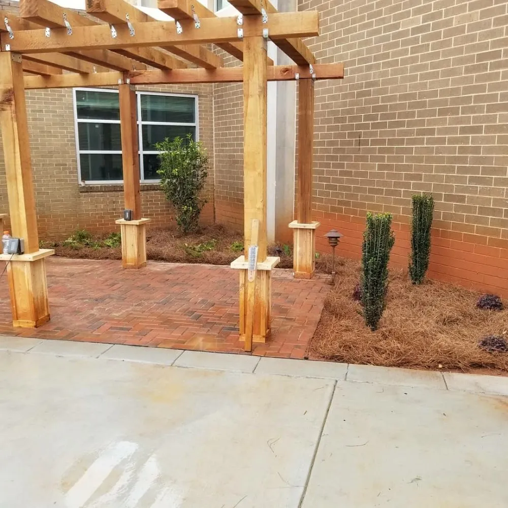 Local garden landscaping experts serving Gainesville, GA - Becoats & Sons Lawn Care