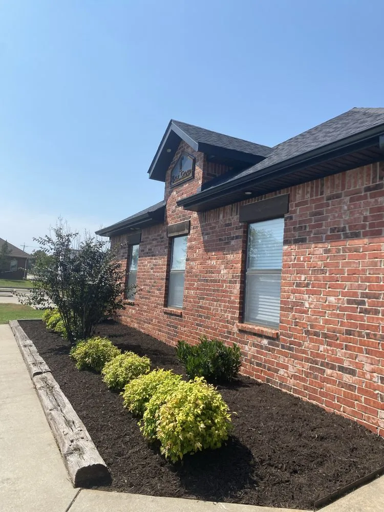 Custom yard cleanup service in Bentonville, AR by Bed Revival Landscaping