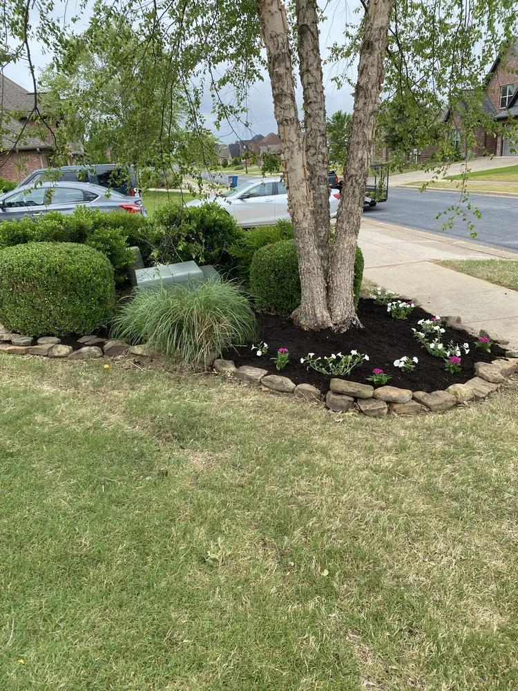 Custom yard maintenance in Bentonville, AR - Bed Revival Landscaping