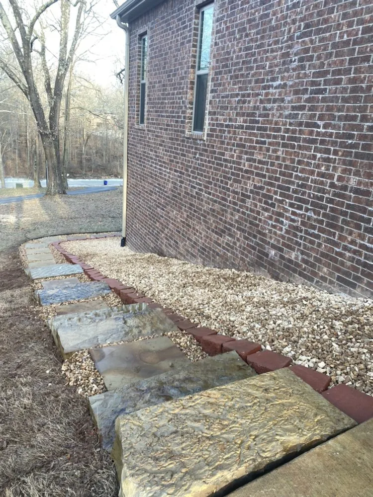 Affordable lawn mowing service experts serving Bentonville, AR - Bed Revival Landscaping