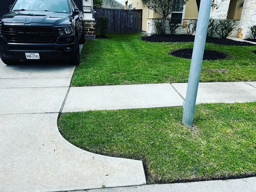 Expert landscape design for year-round maintenance in Humble, TX by Bedford Landscape