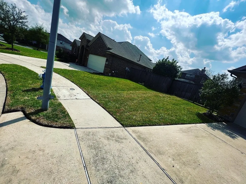 Custom landscape design near you in Humble, TX by Bedford Landscape