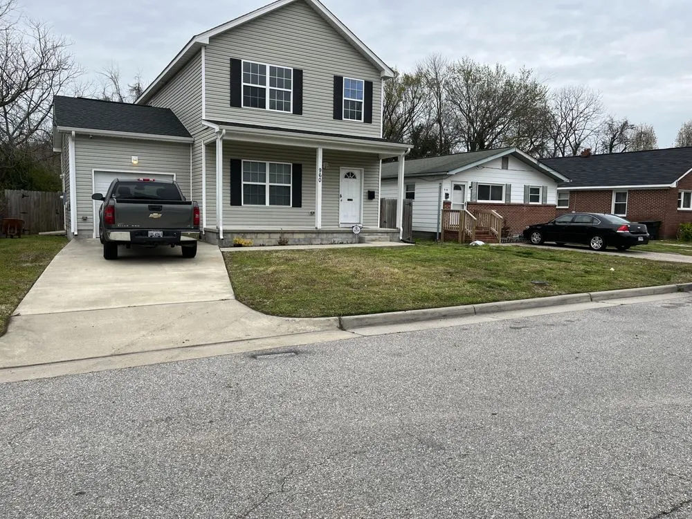 Trusted lawn care service experts serving Hampton, VA - Bedfords Lawn Care