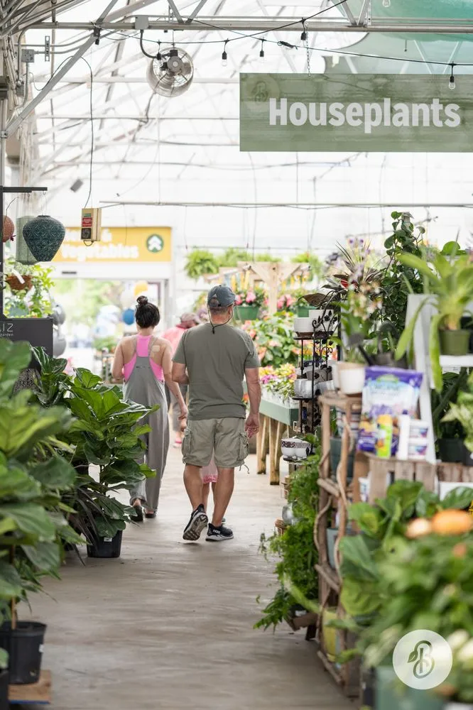 Expert outdoor landscaping experts serving McDonald, PA - Bedner's Farm & Greenhouse