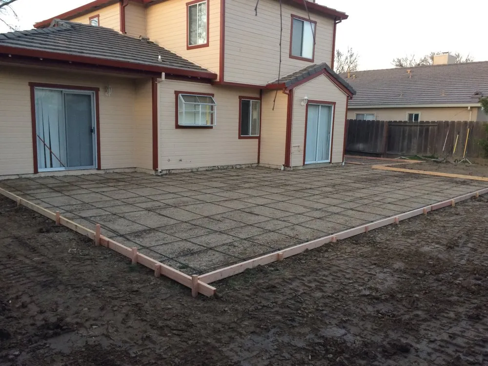 Custom lawn mowing service for beautiful yards in Redwood City, CA by Bedolla's Gardening & Landscaping