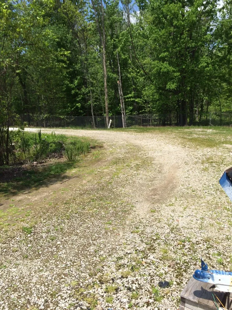 Affordable lawn care service experts serving Wadsworth, OH - Bedrock delivery