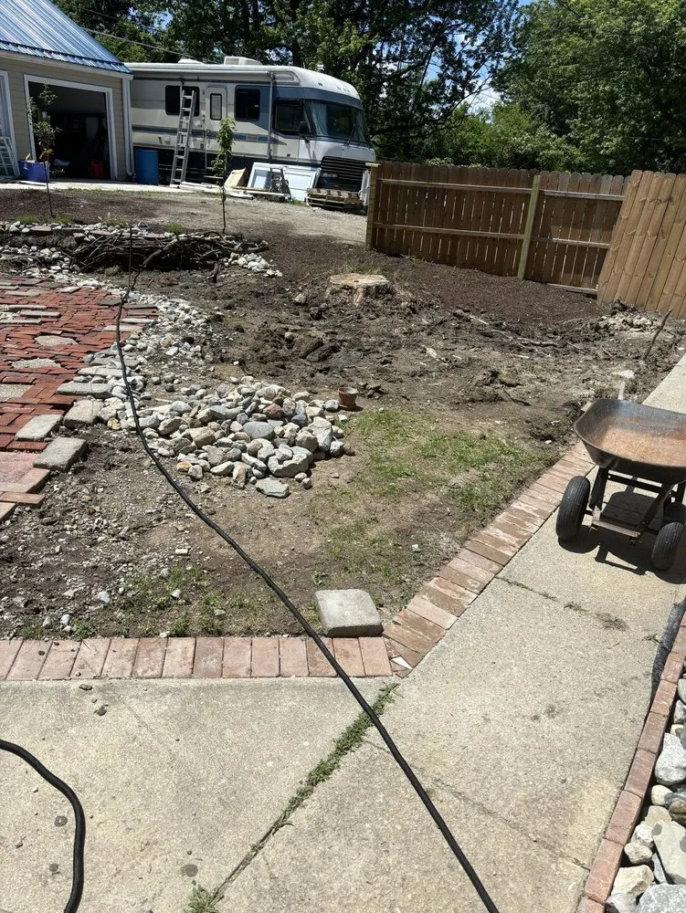 Top-rated lawn care service in Fort Wayne, IN - Bee Kind Home & Landscape