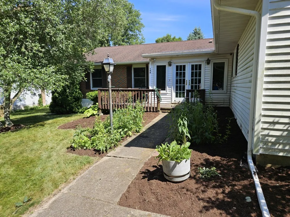 Professional outdoor landscaping in Port Matilda, PA - Bee Kind Landscapes