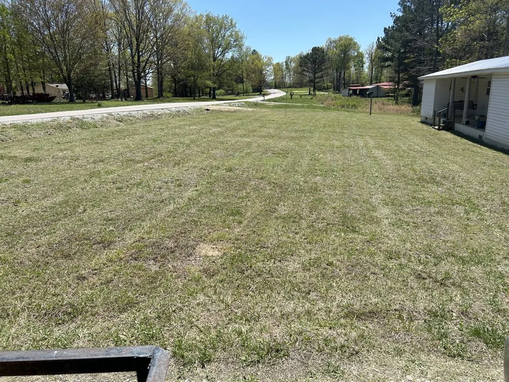 Trusted yard maintenance experts serving Lexington, TN - Beecham Lawn Care