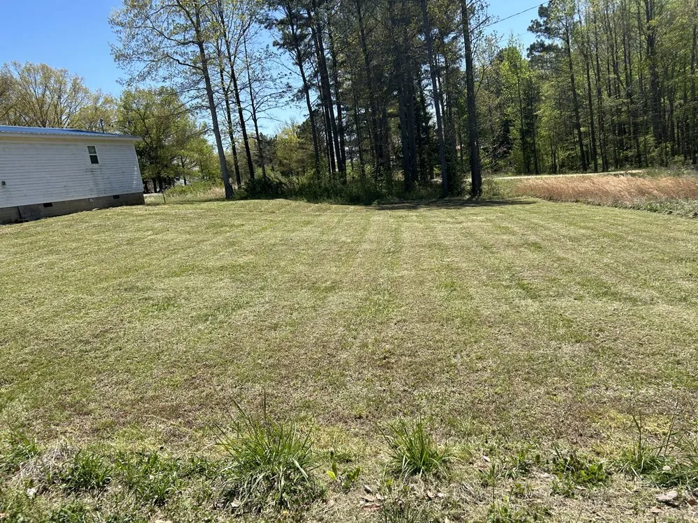 Trusted yard cleanup service near you across Lexington, TN - Beecham Lawn Care