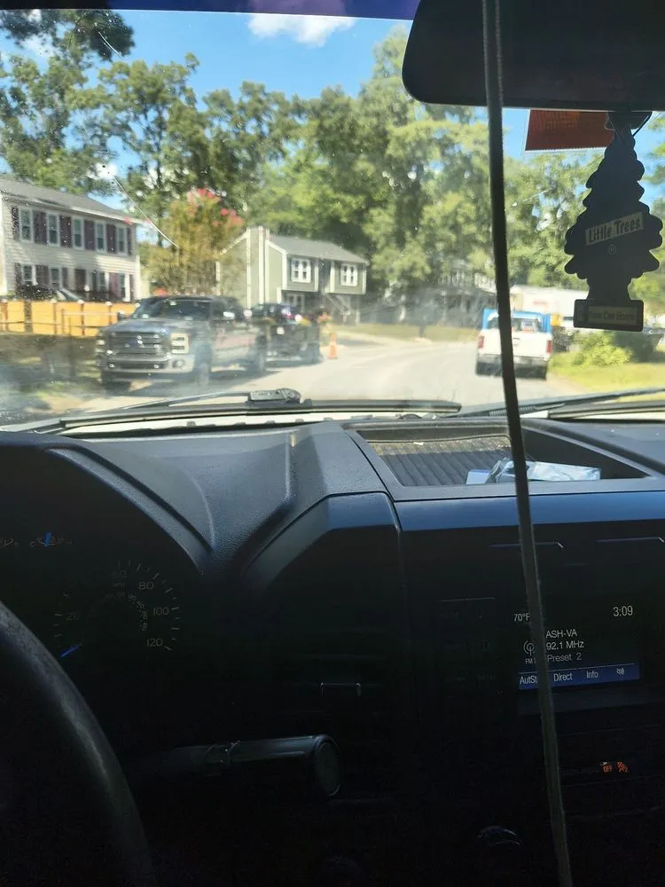 Trusted garden landscaping in Chesterfield, VA by Beedybop Lawncare & Tree Services