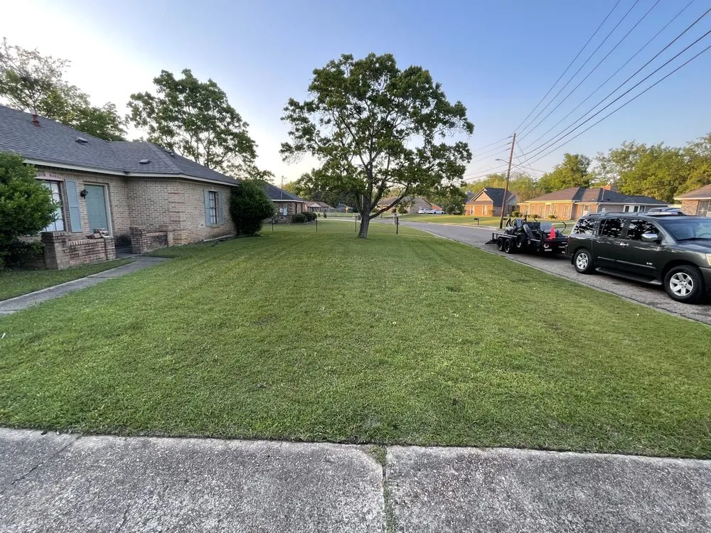 Professional yard cleanup service for residential properties across Montgomery, AL - Beeman Lawn Service