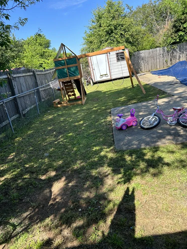 Reliable landscaping services in Montgomery, AL by Beeman Lawn Service