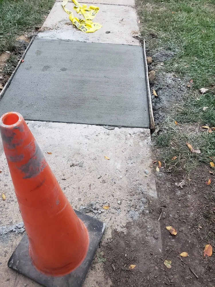 Top-rated yard maintenance experts serving Montgomery Village, MD - Bees Landscaping and Painting