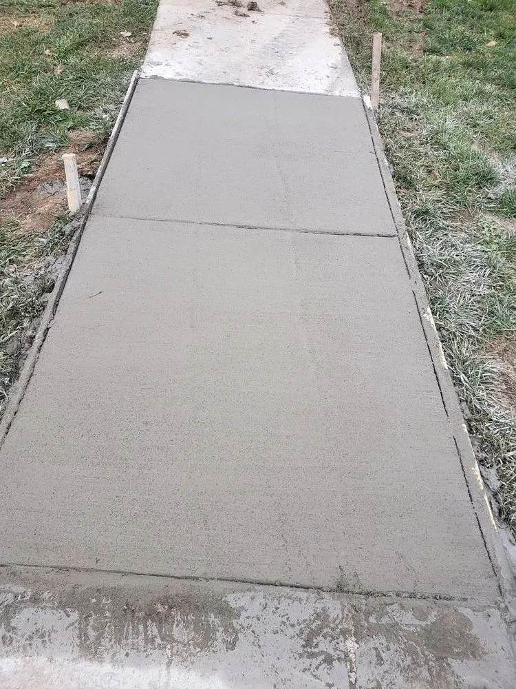 Custom residential landscaping experts serving Montgomery Village, MD - Bees Landscaping and Painting