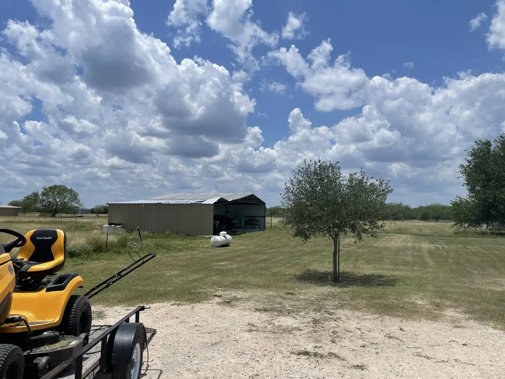 Trusted landscaping services experts serving Alice, TX - Bee’s Lawn Care