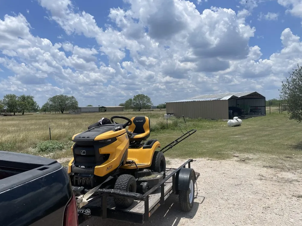 Top-rated lawn care service in Alice, TX by Bee’s Lawn Care