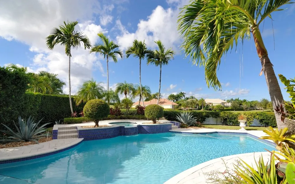 Top-rated yard cleanup service in Riviera Beach, FL by Beetle Lawn and Ornamental Fertilization and Pest Control