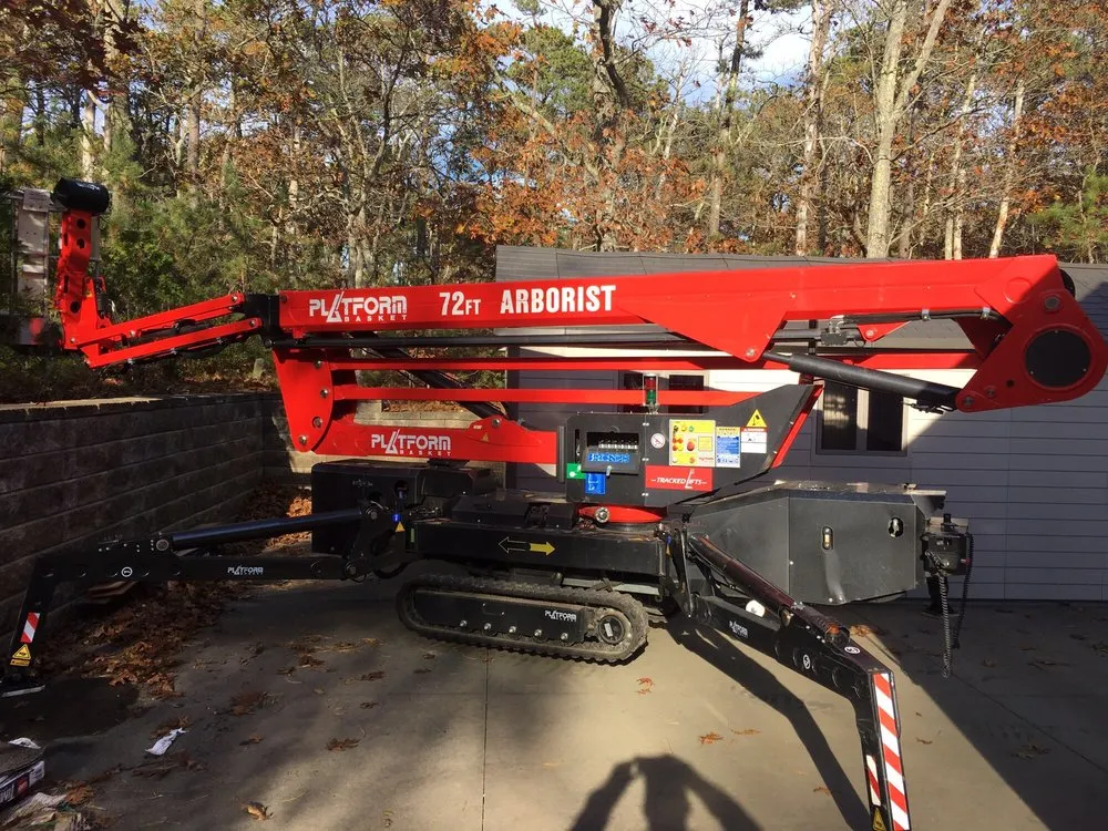 Local lawn care service for year-round maintenance in West Tisbury, MA by Beetlebung Tree Care