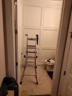 BEEZY BEEZ Property Maintenance Company Logo