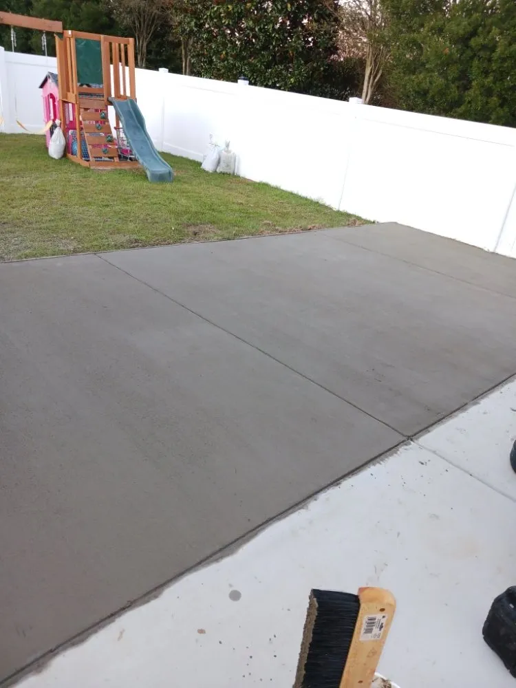 Local residential landscaping in Farmville, NC - Before and After Concrete and Landscaping