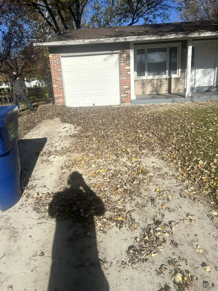 Professional residential landscaping experts serving University City, MO - Before And After Lawn Care