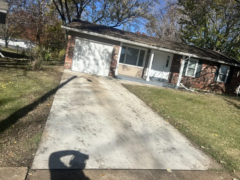 Local garden landscaping for homes across University City, MO - Before And After Lawn Care