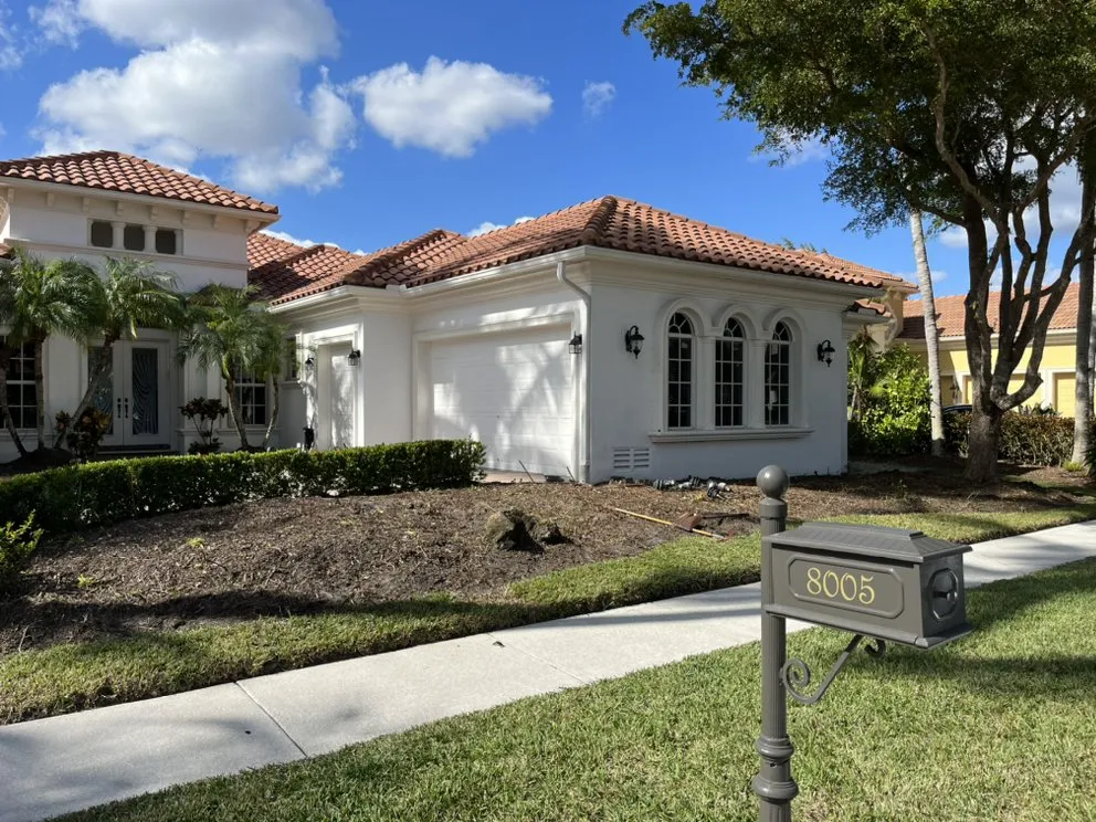 Affordable lawn mowing service experts serving West Palm Beach, FL - Behind The Scenes Property Services