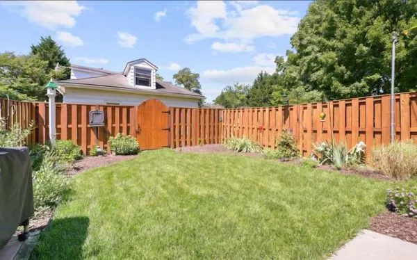 Bel Air Lawn Care Logo