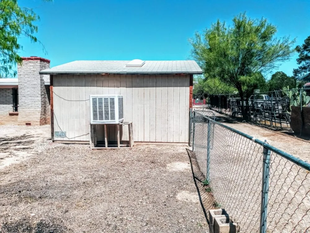 Local garden landscaping in Tucson, AZ by Bel Air Trash Haulers