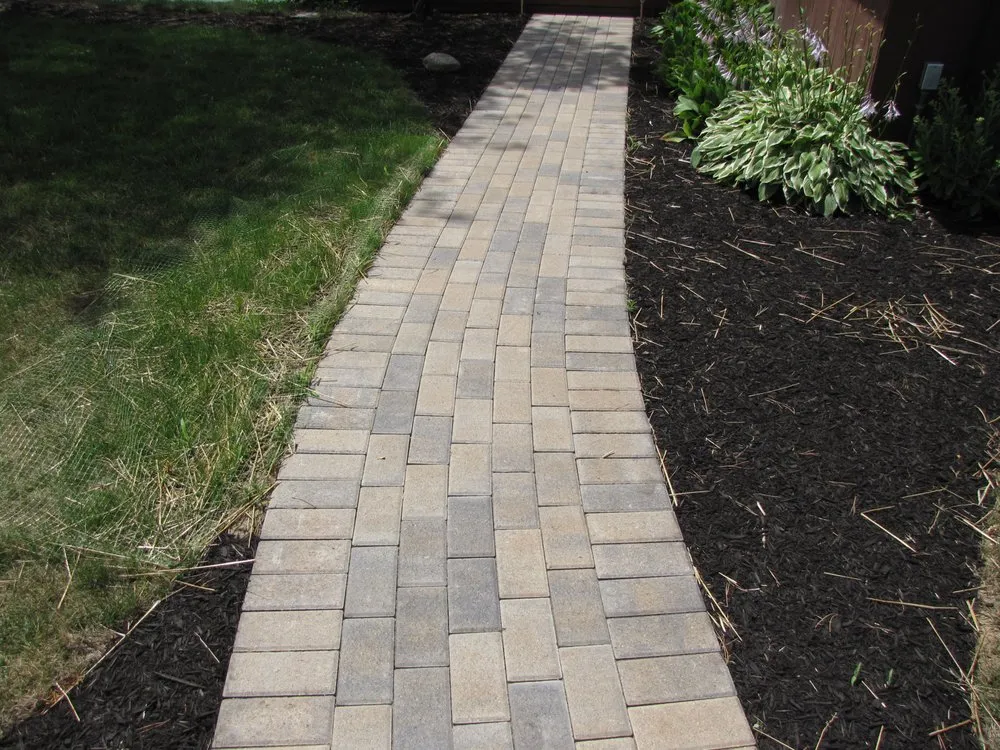 Expert garden landscaping experts serving Mansfield, OH - Belcher Landscaping