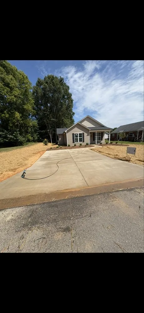 Professional residential landscaping in Stokesdale, NC - Belewscreek Landscaping & Grading