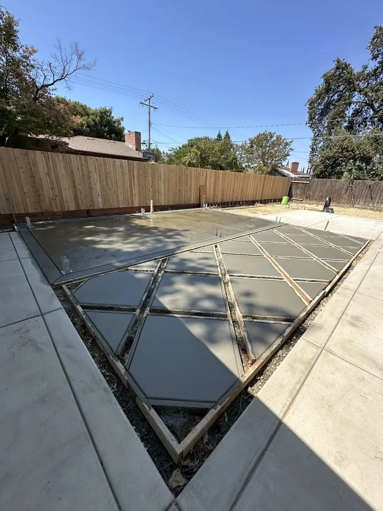 Local yard maintenance experts serving Visalia, CA - Belis Landscape & Maintenance