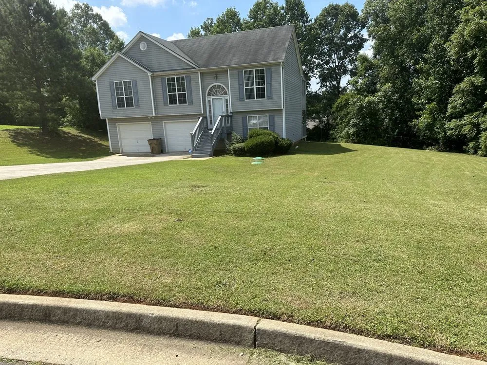 Affordable outdoor landscaping experts serving Lithonia, GA - Belk Landscaping