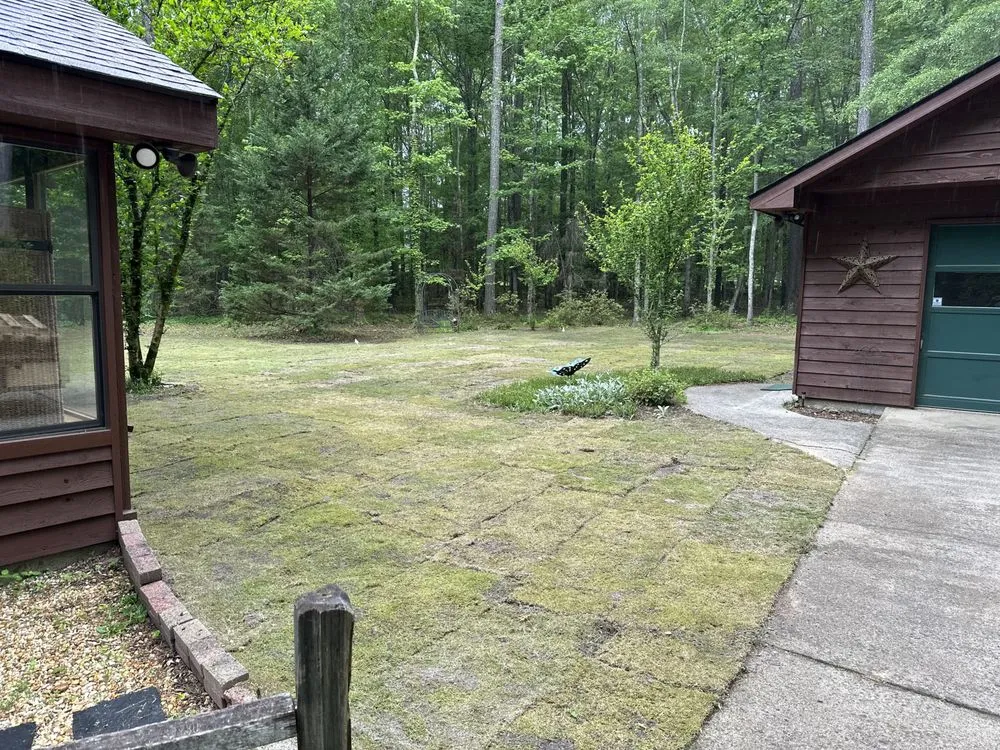 Trusted residential landscaping for year-round maintenance in Lithonia, GA by Belk Landscaping