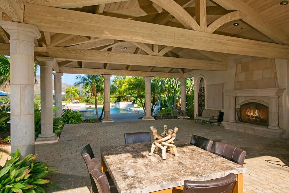 Affordable lawn mowing service in San Diego, CA - Bella Design Pavers & Turf