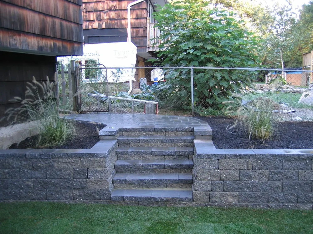 Top-rated lawn care service in Coram, NY by Bella Fleur Landscape Design & Masonry