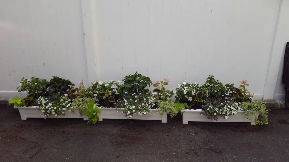 Affordable landscape installation experts serving Inwood, NY - Bella Flores Landscaping