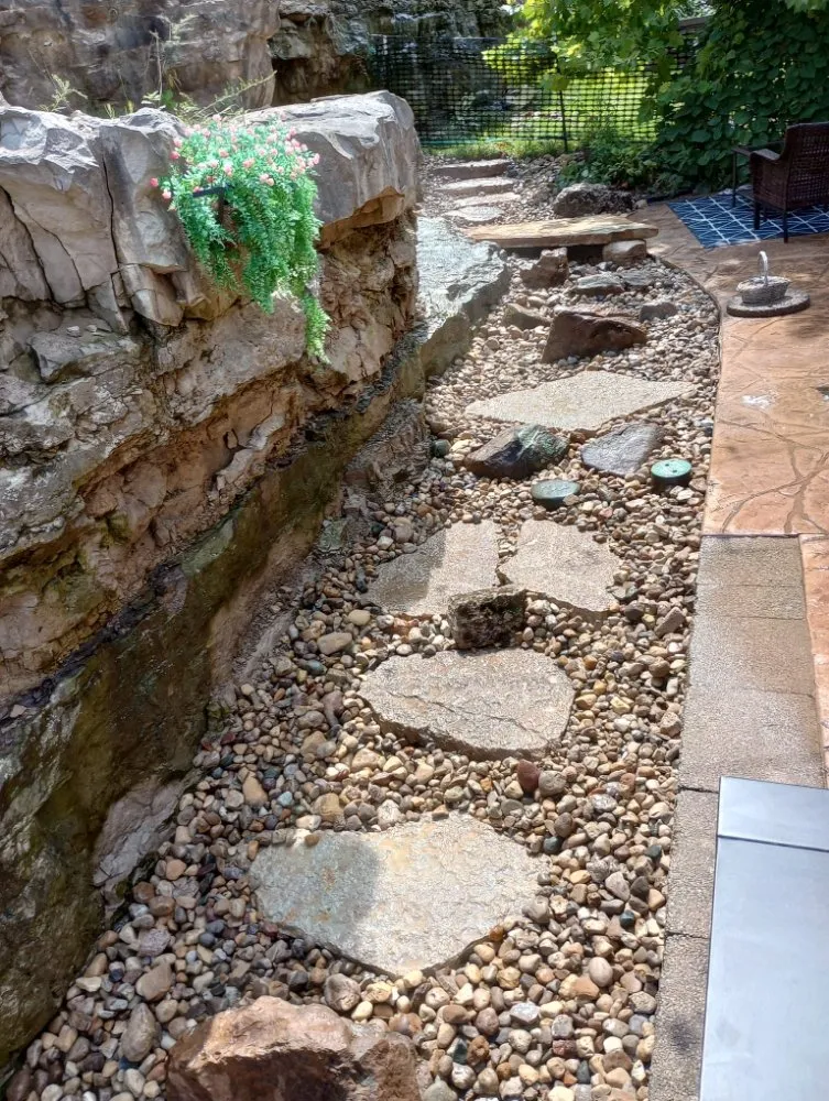 Top-rated lawn care service in Pacific, MO by Bella Landscape and Construction