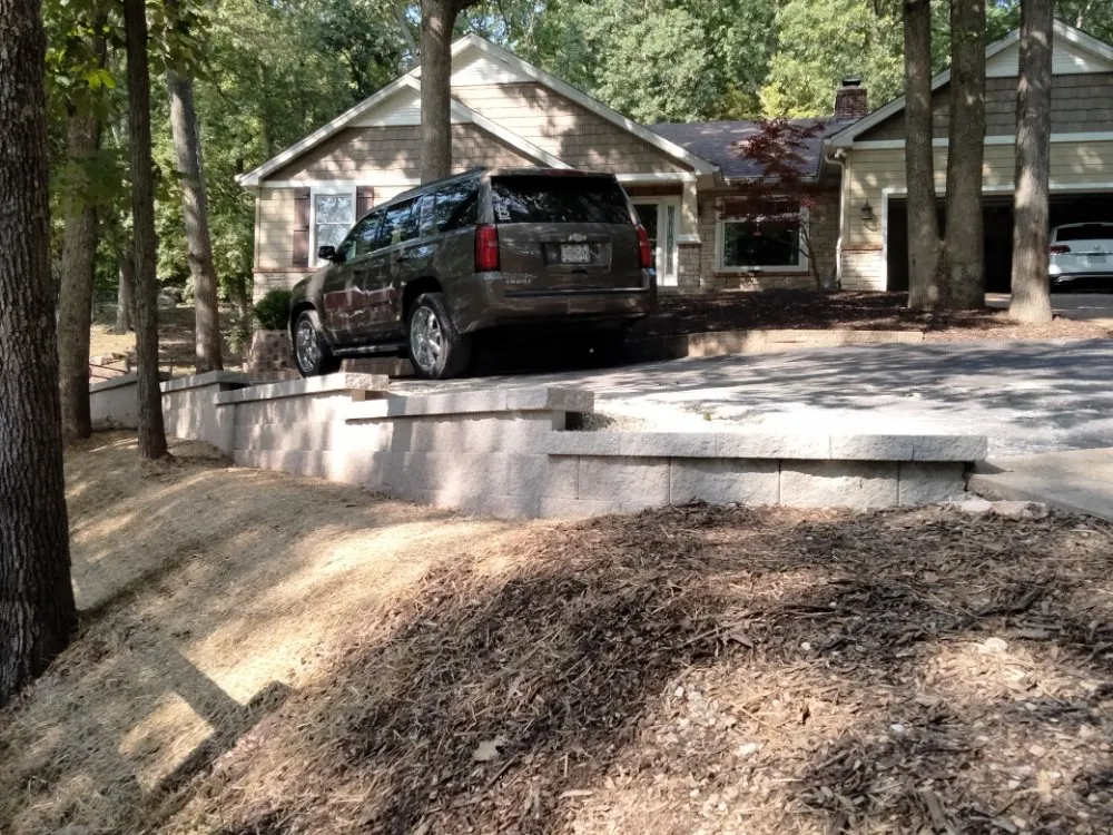 Reliable outdoor landscaping for residential properties across Pacific, MO - Bella Landscape and Construction