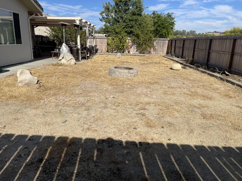 Reliable garden landscaping for year-round maintenance in Atascadero, CA by Bella Landscape