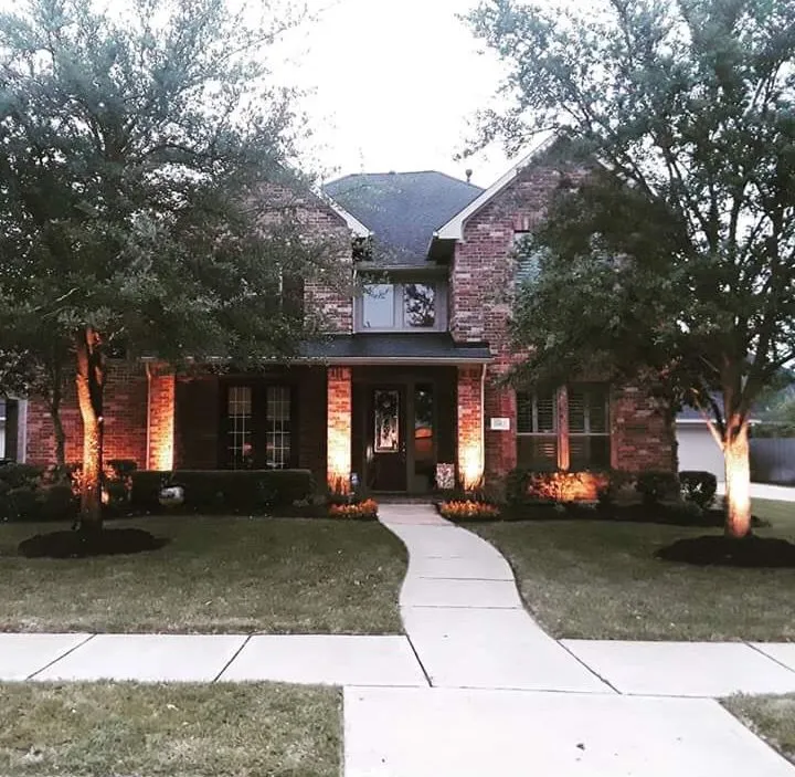 Professional residential landscaping near you in Houston, TX by Bella Luxe Landscape and Design