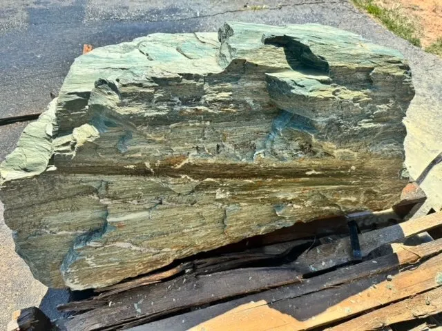 Local yard maintenance in Santa Fe, NM - Bella Stone