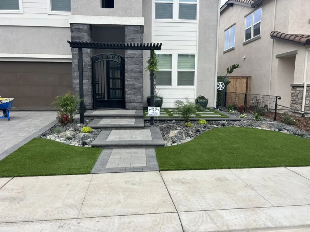 Custom yard cleanup service in Lodi, CA - Bella View Landscape